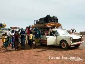 Baché Taxi on the way from Djenné to Ségou, Mali