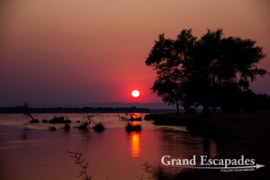 Sunset over the Zambezi, Mana Pools National Park, Zimbabwe, Africa