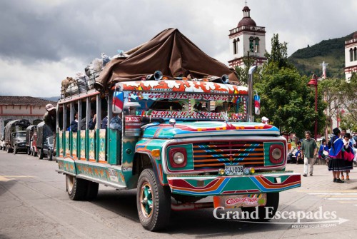 Colourful Chiva buses, old dodge buses, always completely full, Guambiano Indigenous Market, Silvia, near Popayan, Cauca, Colombia, South America