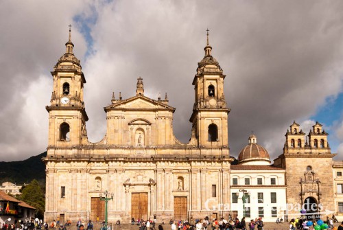 On our last day in town, sunshine touched Plaza de Bolivar and the thousands of pigeons that ascend on Bogota?s most famous square to feed on the maize that children throw at them. The very same children then take great pleasure in running into the throve of pigeons making them to fly off in panic. The plaza is surrounded by churches and official buildings underlying its importance