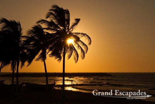 We did not expect much, but were pleasantly surprised to discover a town with a breezy ?Malecon? lined with people selling Artesania and seafood restaurants. Even the beach is quite nice, anyway a lot nicer than the ones at such popular places like Taganga or Santa Marta