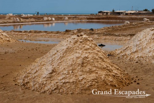 Before heading to Punta Gallinas, the very tip of the Guajira Peninsula and the northernmost point of South America, we turned north to the salt fields of Manaure, the biggest ?Salinas? on the peninsula