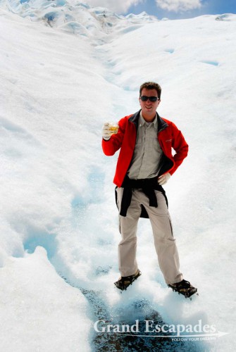 At the end of the walk, we were served a nice Scotch Whisky, chilled with ice cubes made of glacier ice. This seemed to us a bit cheesy in the beginning, but actually it turned out to be quite a funny "finale" - Glacier Perito Moreno, El Calafate, South Patagonia, South America