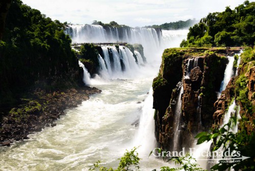"Garganta del Diablo" or "Devil's Throat", from Isla Grande San Martin, Iguazu Falls, Argentina