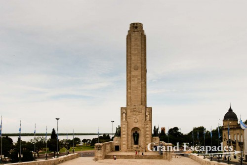 "Monumento Nacional de la Bandera", a monstrous stone complex. In the crypt under the tower rests Manuel Belgrano, who designed the Argentinean flag, Rosario, Argentina