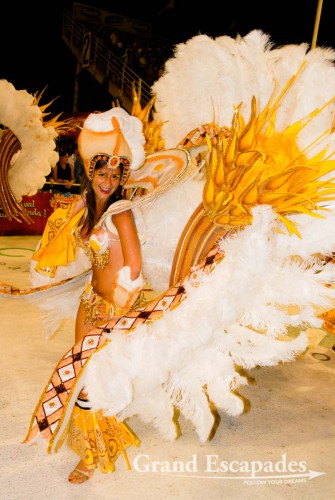 The dancers were a swaying sea of colours of elaborately designed costumes, headdresses made of feathers and beads, more beadwork for ankles, necks, belly and wrists. The costumes can be made of lots of material or of very, very little, Carneval of Gualeyguachu, Argentina
