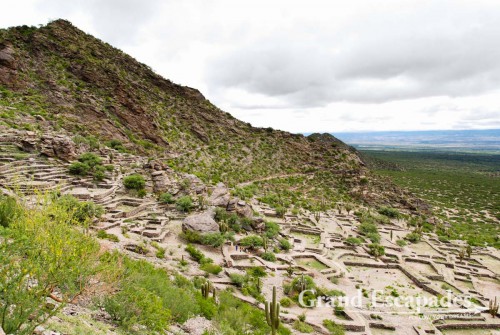 Quilmes was an urban complex where about 8.000 people lived, starting from 1200 AD. They fiercely resisted the Incas and after that fought the Spanish for over 130 year but were defeated in 1667, after the Spanish succeeded in cutting off their water supply