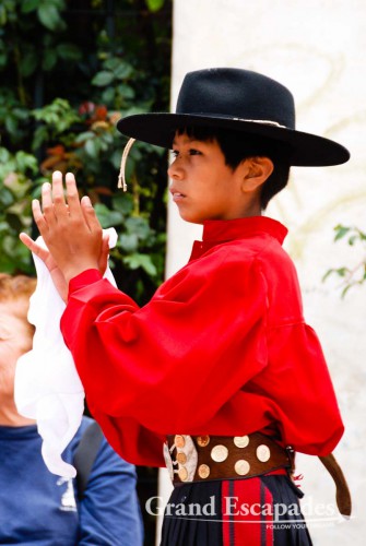 Excellent folkloristic performance by young local dancers near the main plaza - Salta, Northwest Argentina