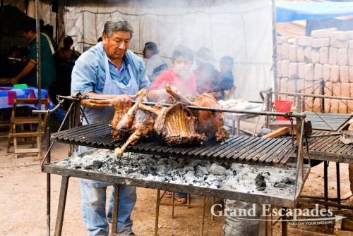 We had lunch in a Parilla frequented by a mix of local workers and young Argentinean tourists enjoying barbecued lamb served with maize and potatoes, some people had wine with their meal. Why do we mention this? It was served in a tetra pack!
