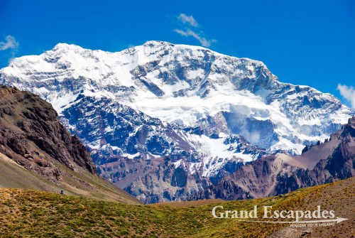 We had great weather and thus a perfect view of Mount Aconcagua, which is often hidden by clouds. This mountain, at 6,967 meters above sea level, is a very popular destination for climbers, but requires good mountaineering skills and no less than two weeks of your time - Aconcagua, the highest summit of South America, Mendoza, Argentina