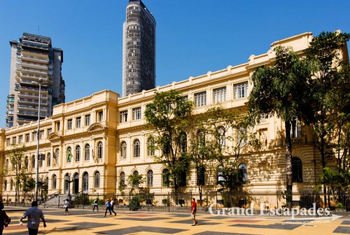 One of the few nice building in Sao Paulo: the Ministry of Education ...