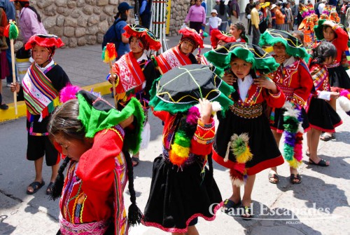 At the market in Pisac, Sacred Valley, near Cuzco, Peru, South America