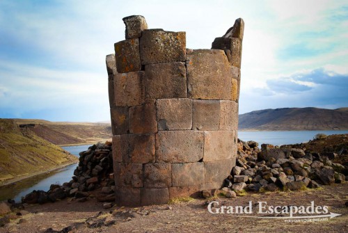 Sillustani pre-Incan burial ground, on the shores of Lake Umayo near Puno, Peru, South America