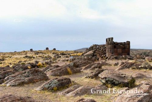 Sillustani pre-Incan burial ground, on the shores of Lake Umayo near Puno, Peru, South America