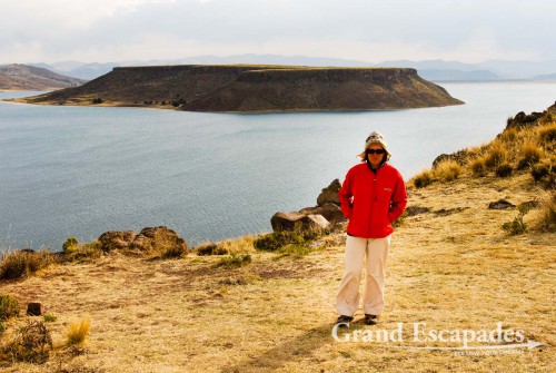 Lake Umayo at 3.890 meters with a small island that is a sanctuary for vicunas