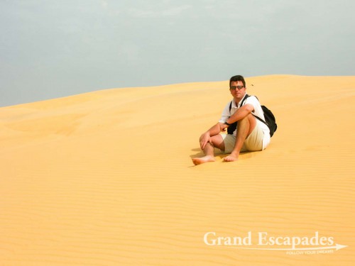 Gilles soaking up the Sahara-like atmosphere ...