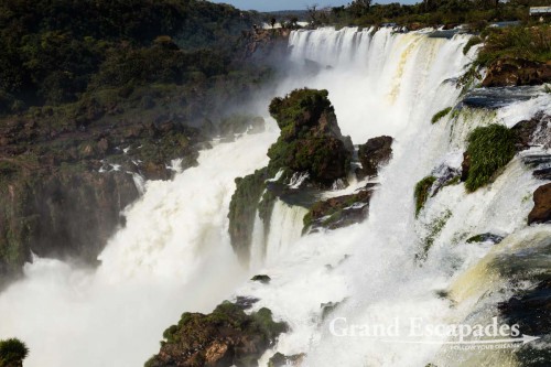 Salto Adan y Eva, Iguazu Falls, Argentina