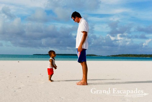 Gilles & Quiton, the son of the Captain, "Lagoon Cruise", Aitutaki Atoll, Cook Islands