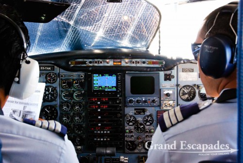 Do not be mistaken: this is in flight! - Flight from Aitutaki Atoll to Atiu Island, Cook Islands