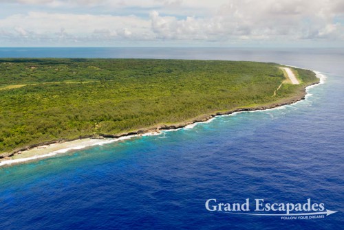 Appoaching Atiu Island, Cook Islands