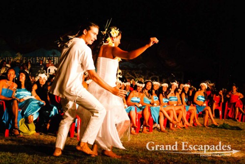 Tapati Rapa Nui, Estival de Cantos y Danzas Tradicionales (Traditional Singings and Dances Festival), Rapa Nui or Easter Island, Pacific