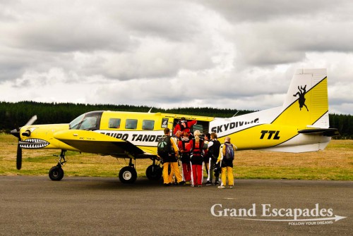 Taupo Tandem Skydiving in Lake Taupo, North Island, New Zealand