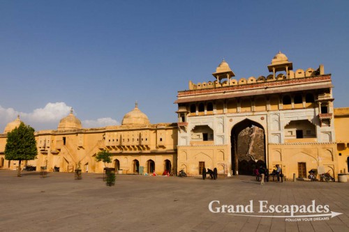 Amber Fort, near Jaipur, the Pink City, Rajasthan, India