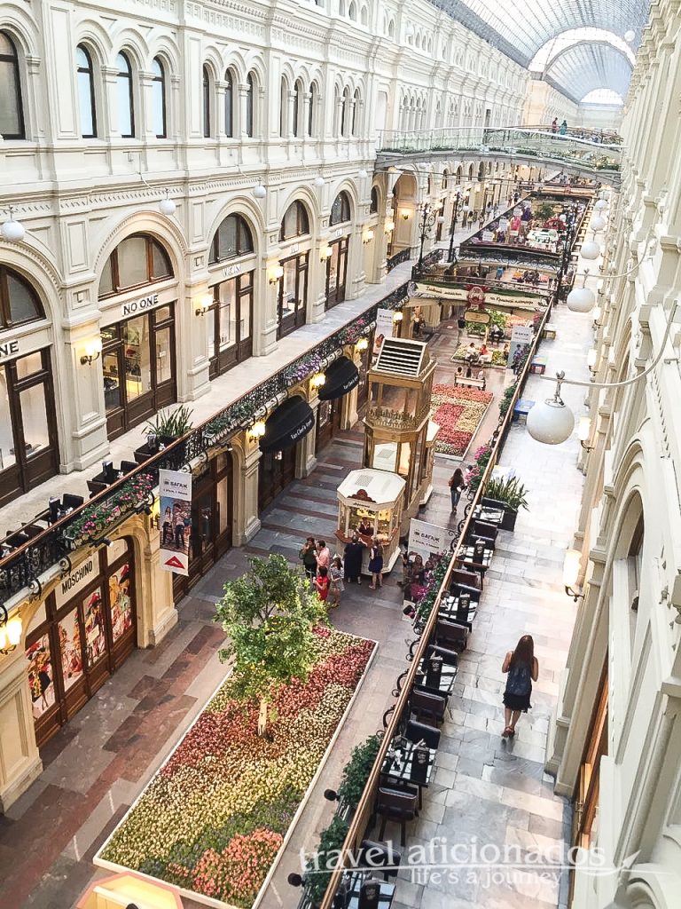 Famous shopping temple Gum